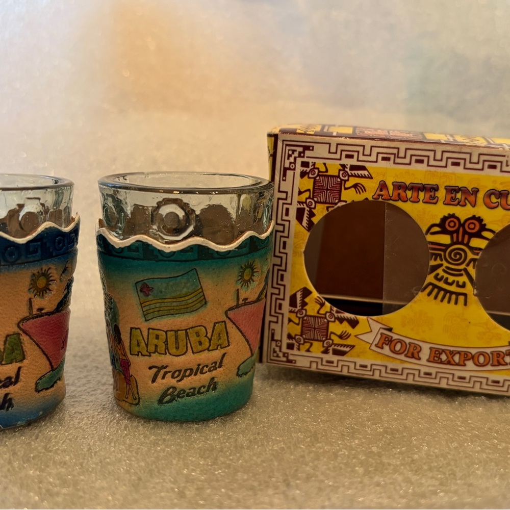 Enigma Indino Hand-Tooled Leather Wrapped Shot Glasses from Aruba ~ NIB